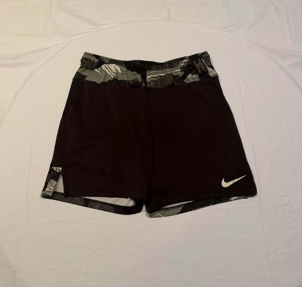 Nike Dri-FIT Cascade Brushstroke Camo Training Shorts Mens Medium